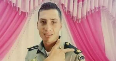 والد شهيد سيناء: كان يستعد لخطوبته الثلاثاء المقبل.. وأمه ودعته بالزغاريد
