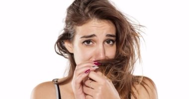 متى يكون قص الأطراف الحل الوحيد للعناية بالشعر المقصف؟