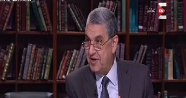 وزير الكهرباء: "محصل الكهرباء يأتى لبيتى وركبت لمبات موفرة للطاقة"