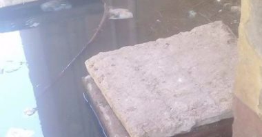 بالصور.. مياه الصرف الصحى تغرق شوارع قرية الناصرية بالمنيا