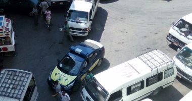 قارئة تطالب بنقل موقف عشوائى ميكروباصات من شارع المهدى بحى الأزبكية