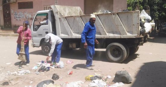حملات مكثفة لإزالة القمامة والإشغالات من أمام المدارس بالمنوفية