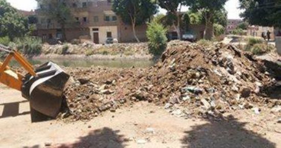بالصور.. محافظ سوهاج : استمرار حملات النظافة والتجميل بدار السلام والمراغة