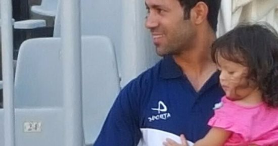 بالصور.. قائد الإسماعيلى يصطحب "بناته" فى مباراة الاتحاد بختام الدورى