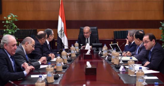 رئيس الوزراء يوجه بقطع الكهرباء عن الجهات الحكومية غير المسددة للفواتير
