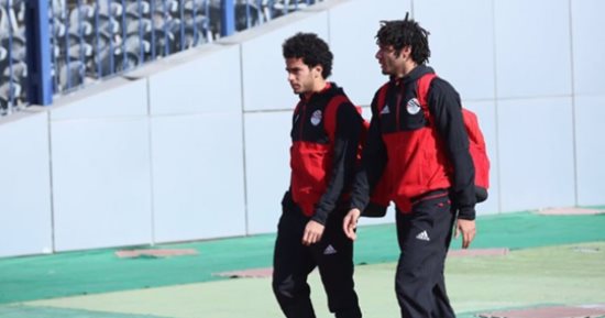 عمر جابر يهنئ الننى بعيد ميلاده : "كل سنة و أنت طيب يا نينو "