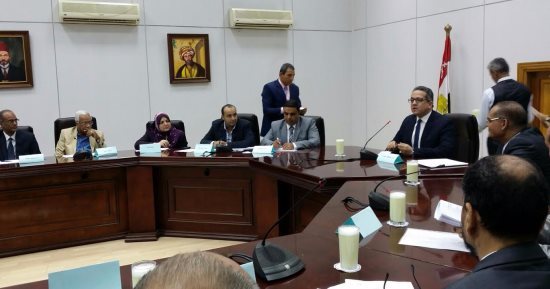 خالد العنانى  يستقبل أعضاء اللجان الدائمة للآثار الإسلامية والقبطية الجدد