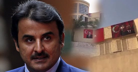 أعلام تركيا وإيران ترفرف فوق منازل الدوحة.. النظام القطرى يجبر مواطنيه على وضع العلم التركى وصور أردوغان على منازلهم وسط غضب شعبى.. والمعارضة: احتلال عثمانى فى بلادنا والوضع خطير ويحتاج لتدخل دولى وخليجى