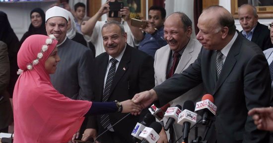 بالفيديو.. محافظ القاهرة يكرم 40 متسابقا فى حفظ القرآن من أبناء الجمعيات الأهلية