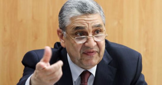 وزير الكهرباء فى اجتماع الحكومة: أسعار إنتاج معدات الطاقة تهبط بصورة كبيرة