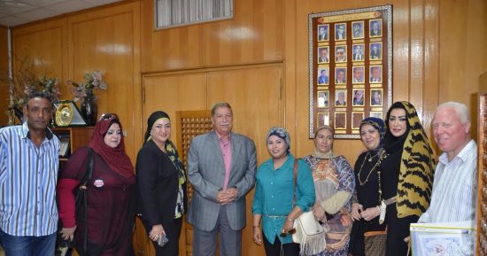 محافظ الاسماعيلية يستقبل سيدات العمل العام و مجلس نادى العزيمة لمتحدى الإعاقة