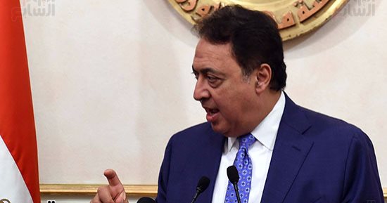 رئيس بعثة الحج الطبية يزور الحجاج المصريين المحتجزين بالمستشفيات