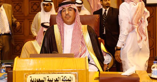 وزير الإعلام السعودي يغادر القاهرة عقب مشاركته باجتماع مجلس الوزراء العرب