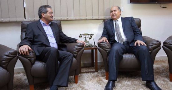 رئيس ديوان البرلمان الليبى يبحث مع عميد بنغازى عودة المجلس للمدينة