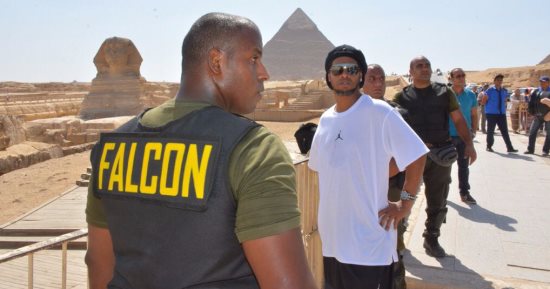 رونالدينيو يرعى الموهوبين فى جميع أنحاء العالم