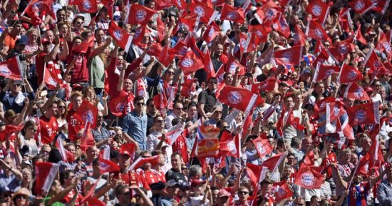 الحضور الجماهيرى فى الدوري الألماني يتفوق على كل دوريات أوروبا
