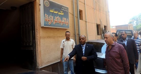 مدير أمن الغربية يتفقد خدمات تأمين مركز كفر الزيات ويستمع لشكاوى المساجين