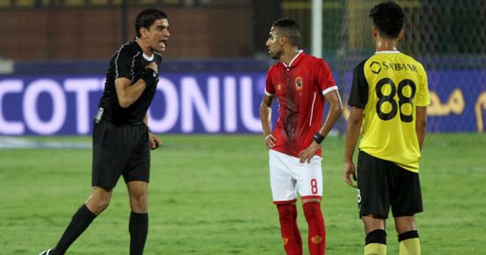 إبراهيم نور الدين حكما لمباراة الوداد المغربى وكايزر تشفيز بدورى الأبطال