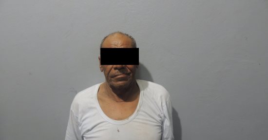 خفير يقتل آخر أثناء معاتبته على قبول ابنته هاتف هدية من صديق زوجها بالجمالية