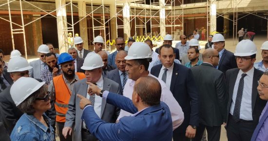 "قطاع الأعمال" يوجه الشركات بصرف مبالغ للعاملين لتعادل علاوتى الغلاء