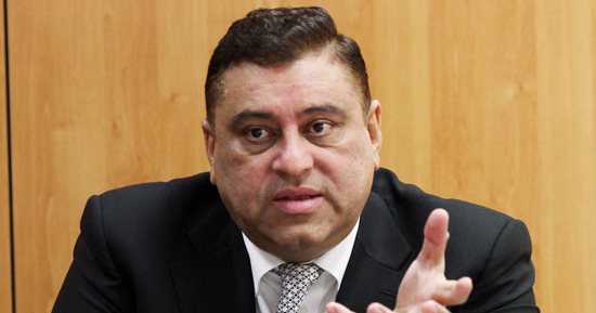 غدا.. معتز الدمرداش يسافر الجزائر ليتسلم جائزة تكريم والدته كريمة مختار