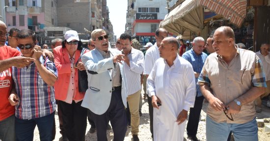 محافظ الإسماعيلية يتفقد أعمال التطوير ورفع الكفاءة لشارع سعد زغلول