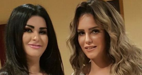 دنيا عبد العزيز تحتفل بنجاح "ظل الرئيس" و"الأب الروحى" على دريم