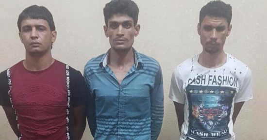 ضبط 3 عاطلين شكلوا عصابة لسرقة المواطنين بالإكراه بدار السلام