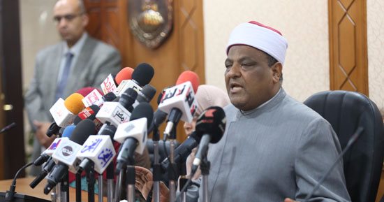 عباس شومان: رأى الأزهر فى تنظيم الأسرة واضح وليس بحاجة لـ"كبار العلماء"
