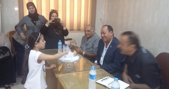 بالفيديو والصور.. تضامن دمياط تجرى قرعة علنية على تأشيرتى حج