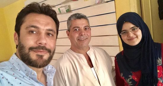 أحمد حسن يزور "مريم".. ويعلق: يوم مع الدكتورة