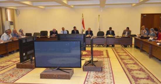 محافظ بني سويف :سرعة وضع ضوابط قبول "فوق الكثافة" بالعام الدراسي الجديد