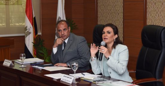 بالصور .. محافظ الإسكندرية: خريطة واضحة لفرص الاستثمار داخل المحافظة 