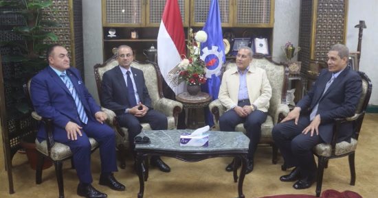بروتوكول تعاون بين محافظة السويس والهيئة العربية للتصنيع فى الرصف والصرف