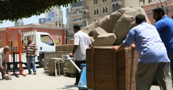 بالصور.. متحف الحضارة يستقبل 453 قطعة أثرية من مخازن المتحف المصرى 