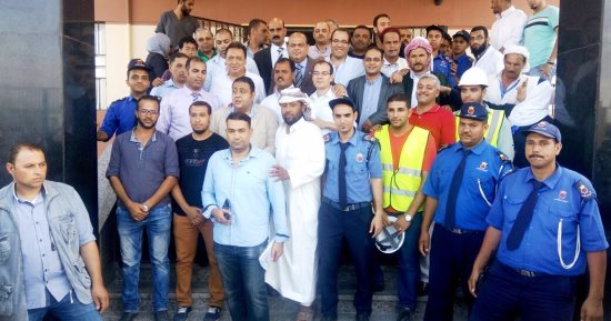 بالصور.. وزير الصحة ينهى جولته بمستشفى النجيلة ويتوجه لـ"مطروح العام"