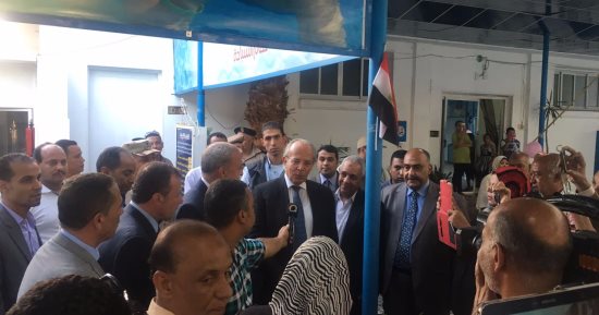 وزير التنمية المحلية عن مشروع المزرعة السميكة بقنا: يوفر فرص عمل لأبناء المحافظة