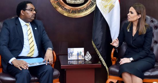 سحر نصر تبحث مع مدير "الفاو" بمصر تنظيم منتدى الاستثمار الزراعى نهاية العام