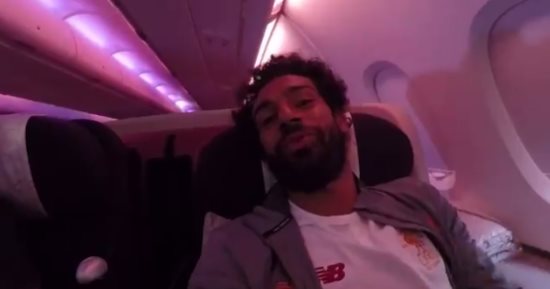 بالفيديو.. محمد صلاح يتحدث عن كواليس أول رحلة مع ليفربول