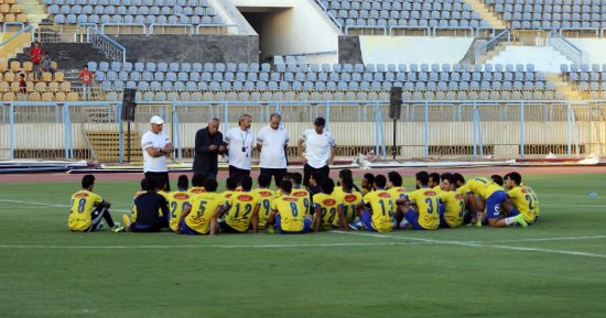 بالصور.. الفرنسى ديسابر يقود أول مران مع الإسماعيلى