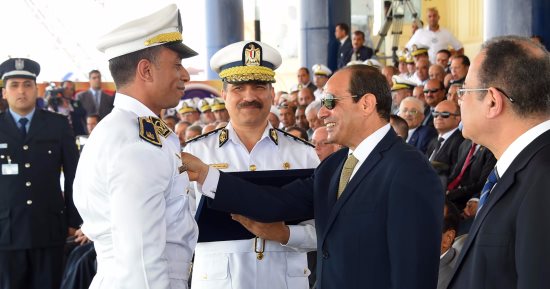 10 معلومات عن شهيد كرداسة الذى طلب الرئيس مصافحة نجله