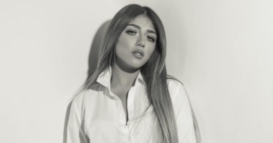 سارة سلامة نصابة شيك فى فيلم "خلى بالك من اللى جاى"