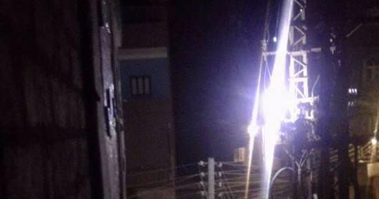 تهالك محول كهربائى فى قرية بيت علام بسوهاج يهدد المواطنين
