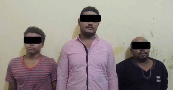 القبض على مسجل خطر يقود عصابة سرقة متعلقات السيارات بمصر القديمة