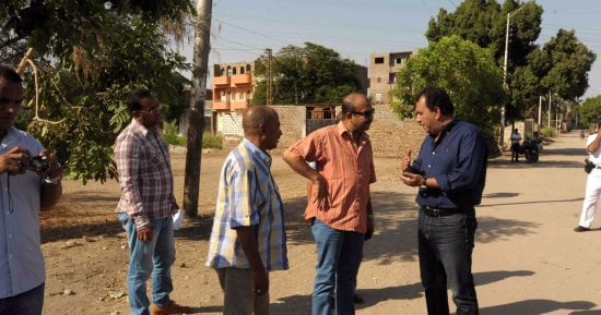 بالصور.. محافظ الأقصر يتفقد مستشفى أرمنت المركزى