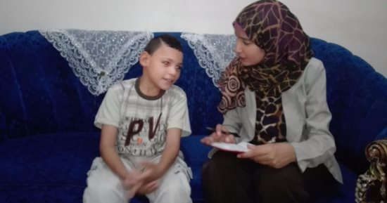 بالصور.. طفل يترك أسرته هربا من التسول.. ويؤكد:"مش عاوز أرجع تانى"