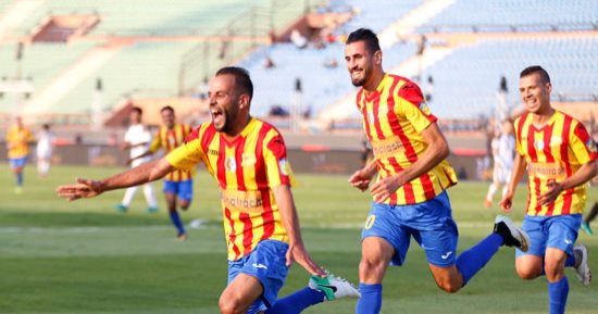 بالفيديو.. نصر حسين داى يفتتح سجل أهداف البطولة العربية بخطأ دفاعى