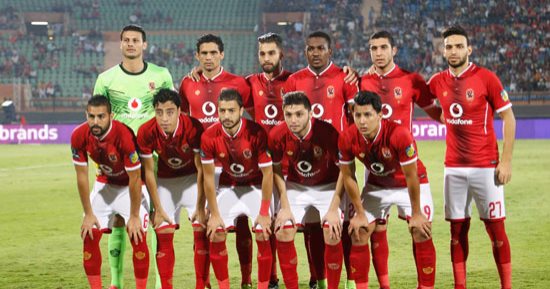 الوصايا الخمسة لـ"أولاد البدرى" قبل نهائى الكأس.. المدير الفنى يطالب لاعبى الأهلى بتعاون خط الهجوم للتسجيل المبكر وعدم إهدار الفرص.. ويحذر من أخطاء الدفاع والاحتكاك مع لاعبى المصرى.. ويؤكد: احترموا قرارت الحكم