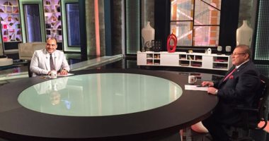 حسن راتب ببرنامج 90 دقيقة الرئيس السيسى يعلم كل صغيرة وكبيرة بسيناء