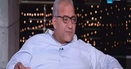 بيومى فؤاد: أوراقى الرسمية لم يكتب بها "ممثل" حتى الآن